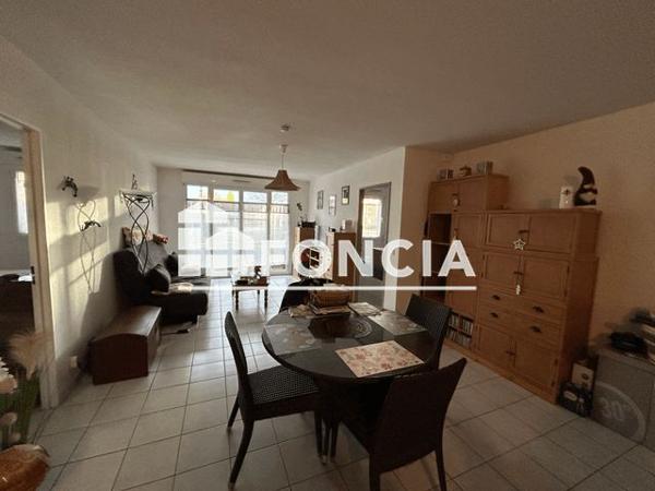 Location Appartement 3 pièces 64.5 m² - 45 RUE PIERRE CAMPION Beuzeville 27210