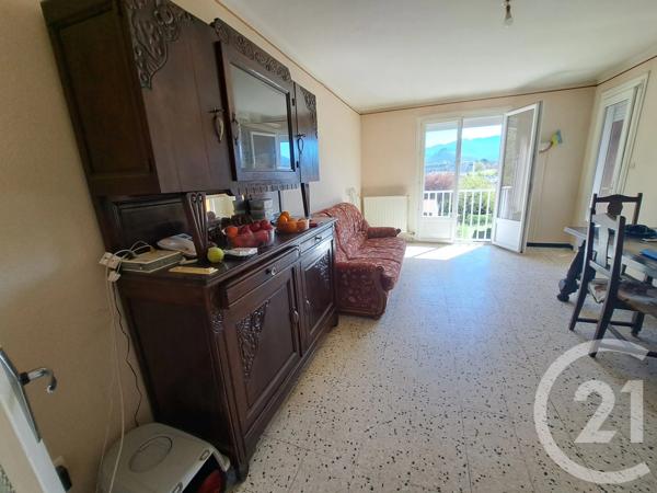 Appartement F3 à vendre  3 pièces - 74,19 m 2   FOIX  - 09