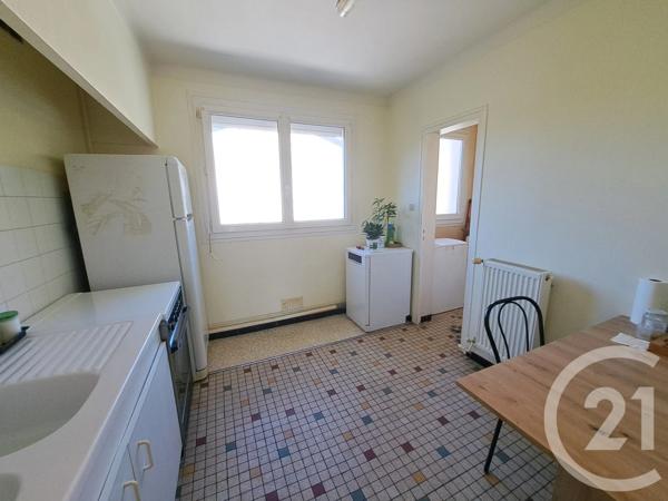 Appartement F3 à vendre  3 pièces - 74,19 m 2   FOIX  - 09