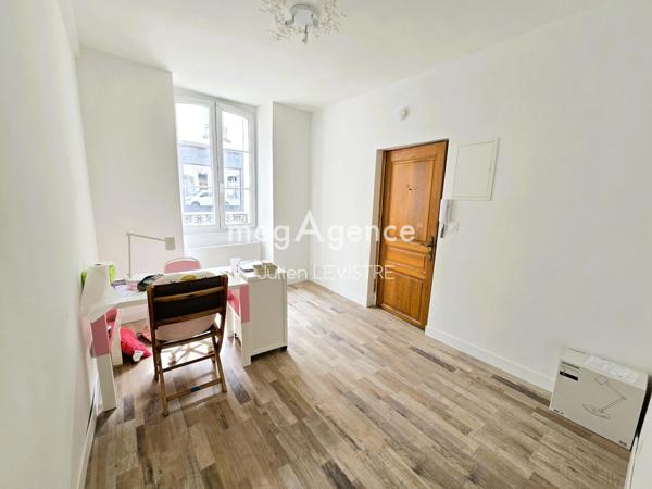 Appartement à Auneau-Bleury-Saint-Symphorien, 28700 - 1 pièce 16m²