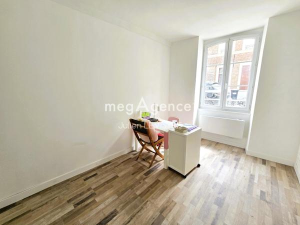 Appartement à Auneau-Bleury-Saint-Symphorien, 28700 - 1 pièce 16m²