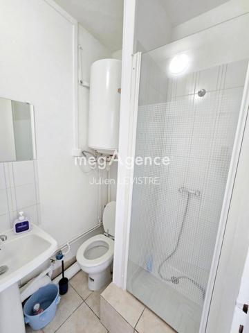 Appartement à Auneau-Bleury-Saint-Symphorien, 28700 - 1 pièce 16m²