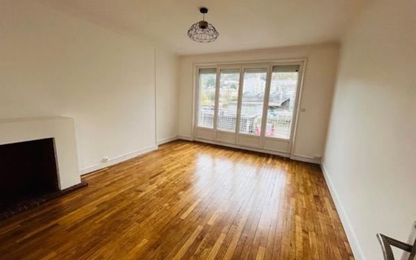 Appartement à louer    3 pièces • 75,59 m2 Laon