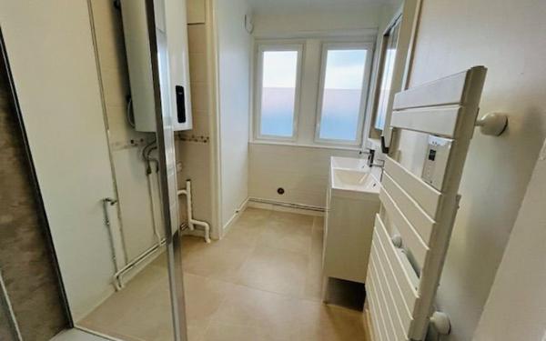 Appartement à louer    3 pièces • 75,59 m2 Laon