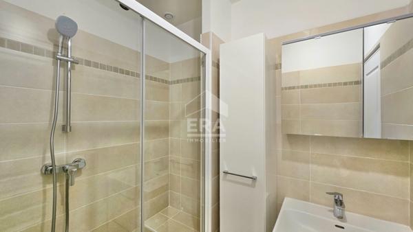 MAISON 4 PIÈCES DE 81,5 M² À MORANGIS, JARDIN ET STATIONNEMENT PRIVATIF