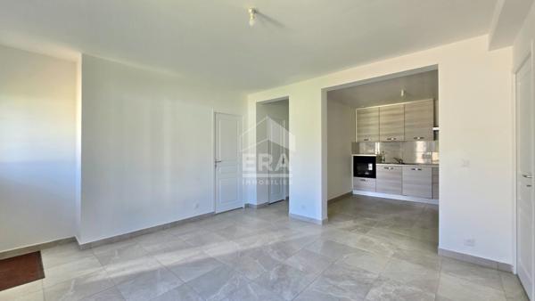 MAISON 4 PIÈCES DE 81,5 M² À MORANGIS, JARDIN ET STATIONNEMENT PRIVATIF