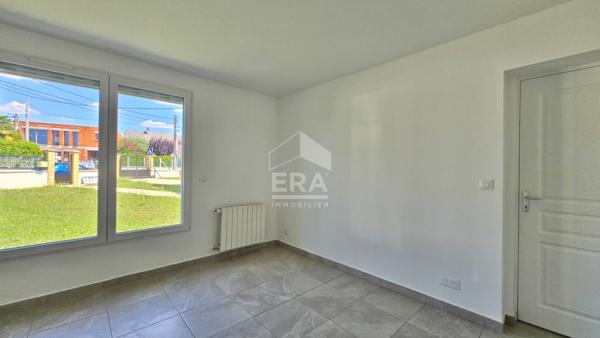 MAISON 4 PIÈCES DE 81,5 M² À MORANGIS, JARDIN ET STATIONNEMENT PRIVATIF