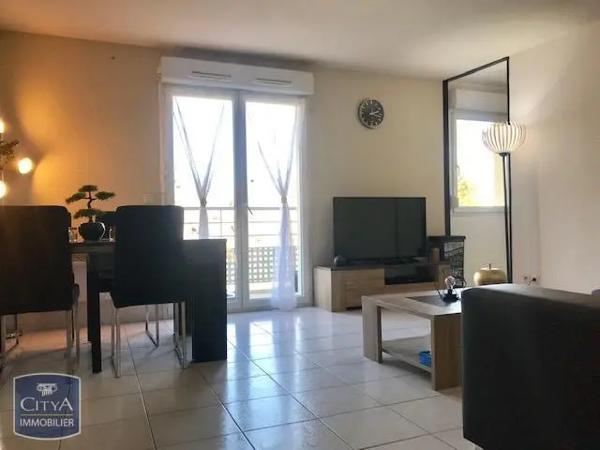 Appartement à louer 3 pièces 53.94m² Sorgues (84700)