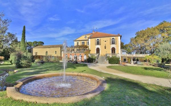 Maison 33 pièces - 1000 m² Bien prestige