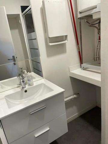 Location                                                      Appartement
                        
                     2 pièces                      18 m2                     à Perpignan