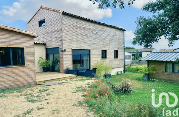 Maison à vendre 5 pièces 130 m² Longeville-sur-Mer