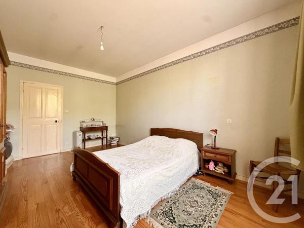 Maison à vendre  7 pièces - 158 m 2   FLAVIAC  - 07