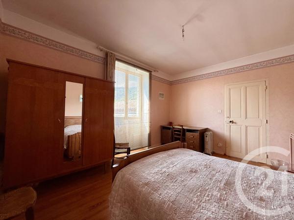 Maison à vendre  7 pièces - 158 m 2   FLAVIAC  - 07
