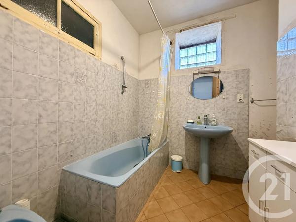 Maison à vendre  7 pièces - 158 m 2   FLAVIAC  - 07
