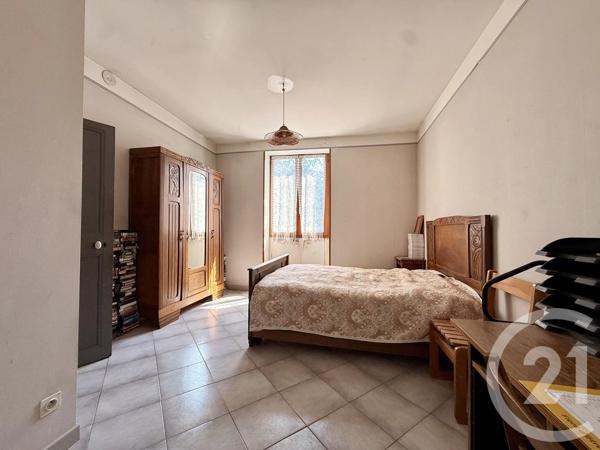 Maison à vendre  7 pièces - 158 m 2   FLAVIAC  - 07