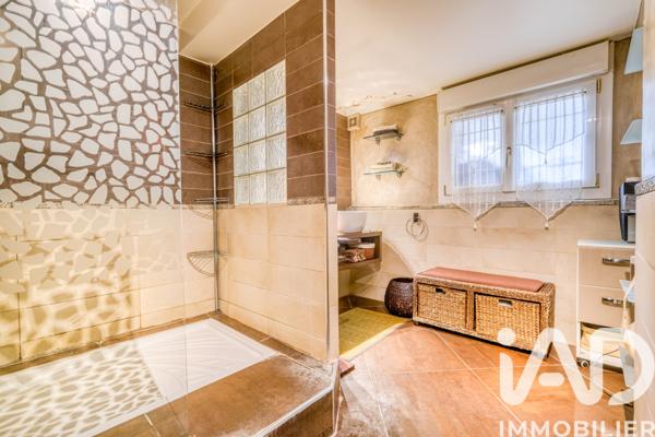 Maison à vendre 8 pièces 268 m² Livry-Gargan