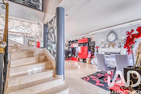 Maison à vendre 8 pièces 268 m² Livry-Gargan