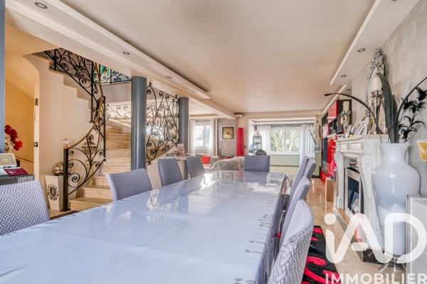 Maison à vendre 8 pièces 268 m² Livry-Gargan
