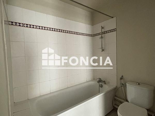 Location Appartement 2 pièces 34.8 m² - 3 AV CHARLES DE GAULLE Roissy En France 95700