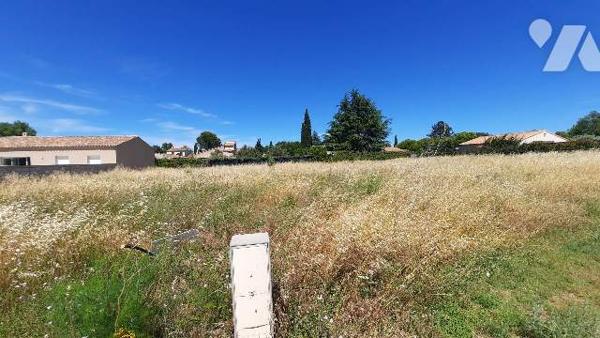 Terrain constructible viabilisé Cornillon-Confoux