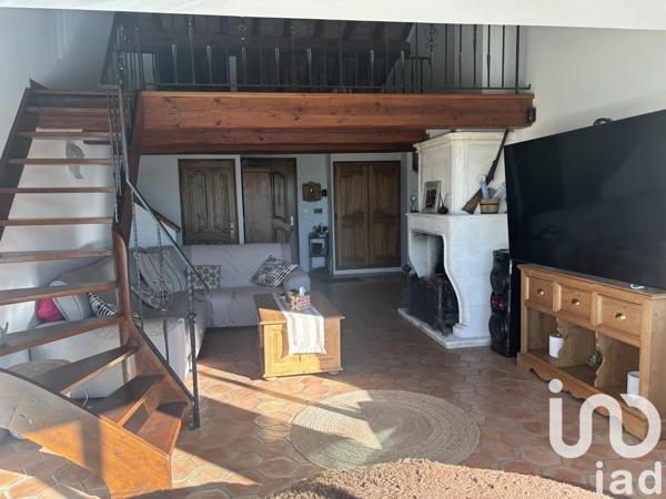 Demeure 5 pièces de 211 m² à Ceyreste (13600)