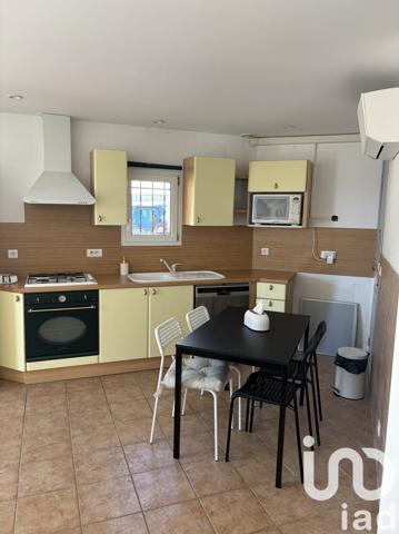 Demeure 5 pièces de 211 m² à Ceyreste (13600)