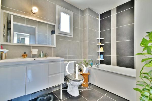 Maison à vendre 4 pièces VITROLLES (13)