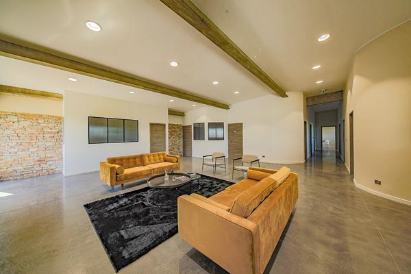 Location bureau Biguglia - 10 m² - 385 €/mois