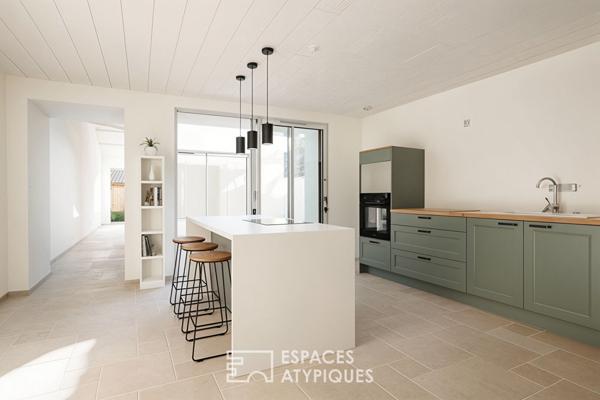 Ancien chai rénové en coeur de village