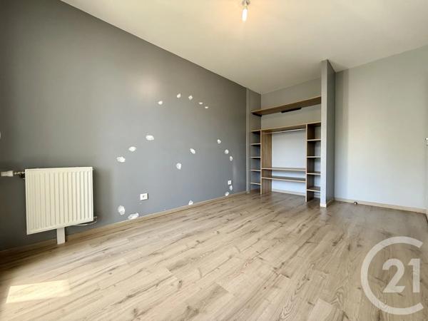 Appartement T3 à vendre  3 pièces - 70,62 m 2   LE PONT DE BEAUVOISIN  - 38