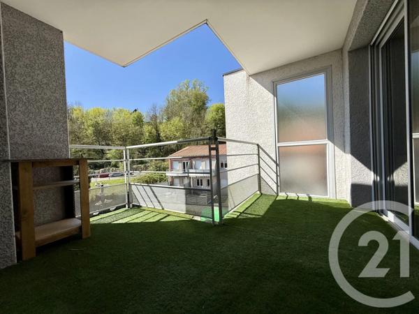 Appartement T3 à vendre  3 pièces - 70,62 m 2   LE PONT DE BEAUVOISIN  - 38