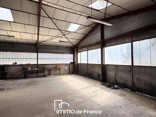 Bureau à vendre à Cassagnes-Bégonhès (12120)