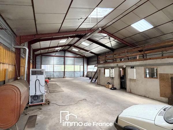 Bureau à vendre à Cassagnes-Bégonhès (12120)