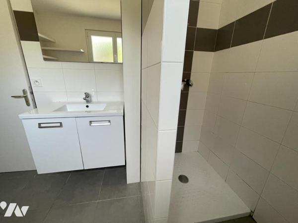 A VENDRE VANNES 56 Maison avec jardinet et garage quartier de la gare