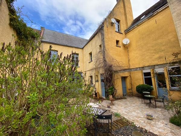 MAISON BOURGEOISE DE 410 m2