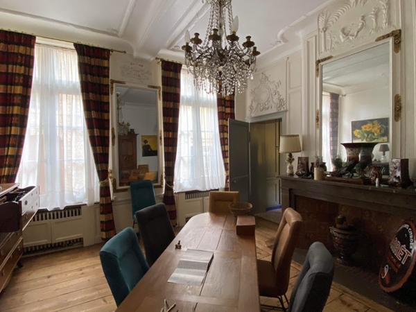 MAISON BOURGEOISE DE 410 m2