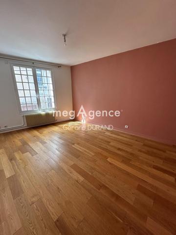 Appartement à POITIERS, 86000 - 6 pièces 103m²