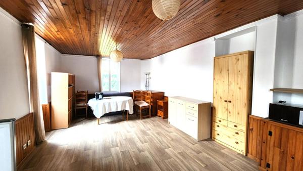ENSEMBLE IMMOBILIER 443m² - Grange 200m² - TERRAIN 1291m²