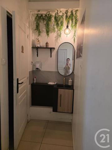 à vendre  57,88 m2 MARSEILLE - 13004