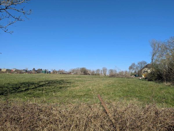 Terrain à Batir à vendre à Sedan dans les Ardennes (08200), ref : 045/1005