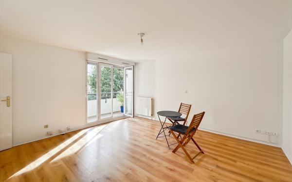 Appartement à vendre    3 pièces • 61,87 m2 Bondy