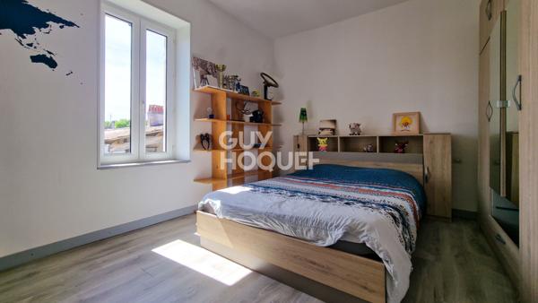 Maison à vendre à Etaules - 4 pièces, 3 chambres,.
