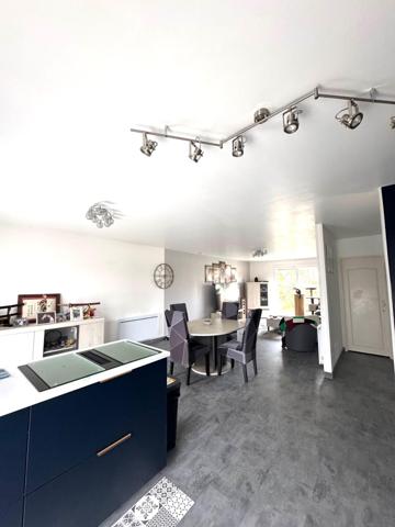 Coup de cœur au calme, proche commodités !