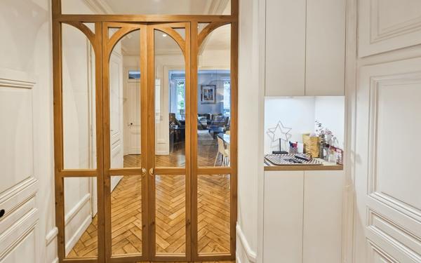 Appartement à vendre    4 pièces • 109,38 m2 Lyon 3