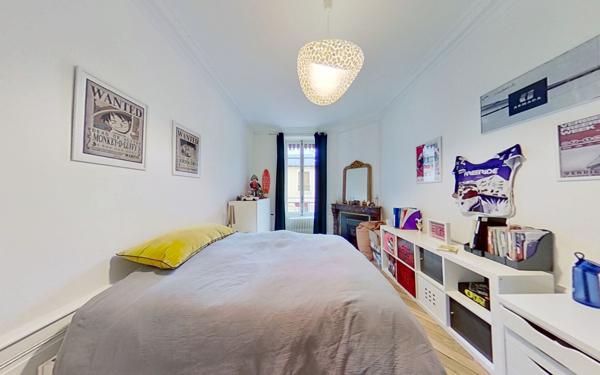 Appartement à vendre    4 pièces • 109,38 m2 Lyon 3