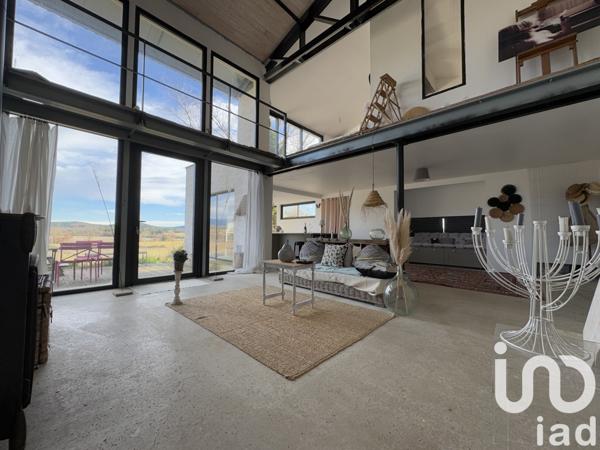 Maison d’architecte 5 pièces de 140 m² à Roussillon (84220)