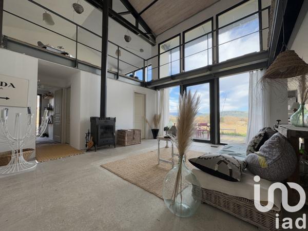 Maison d’architecte 5 pièces de 140 m² à Roussillon (84220)