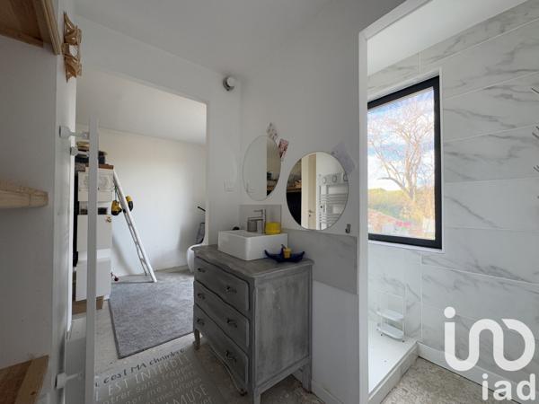 Maison d’architecte 5 pièces de 140 m² à Roussillon (84220)