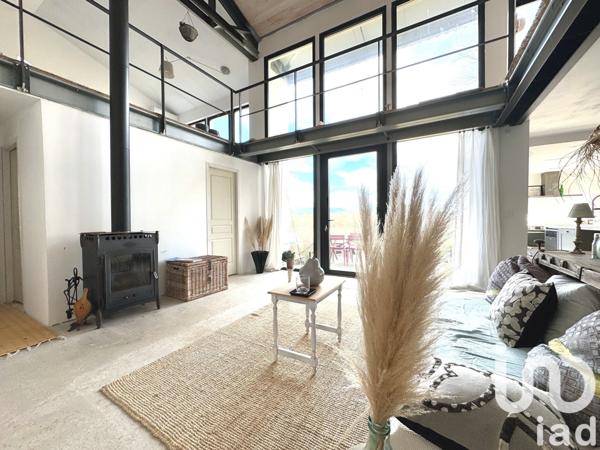 Maison d’architecte 5 pièces de 140 m² à Roussillon (84220)