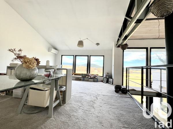 Maison d’architecte 5 pièces de 140 m² à Roussillon (84220)